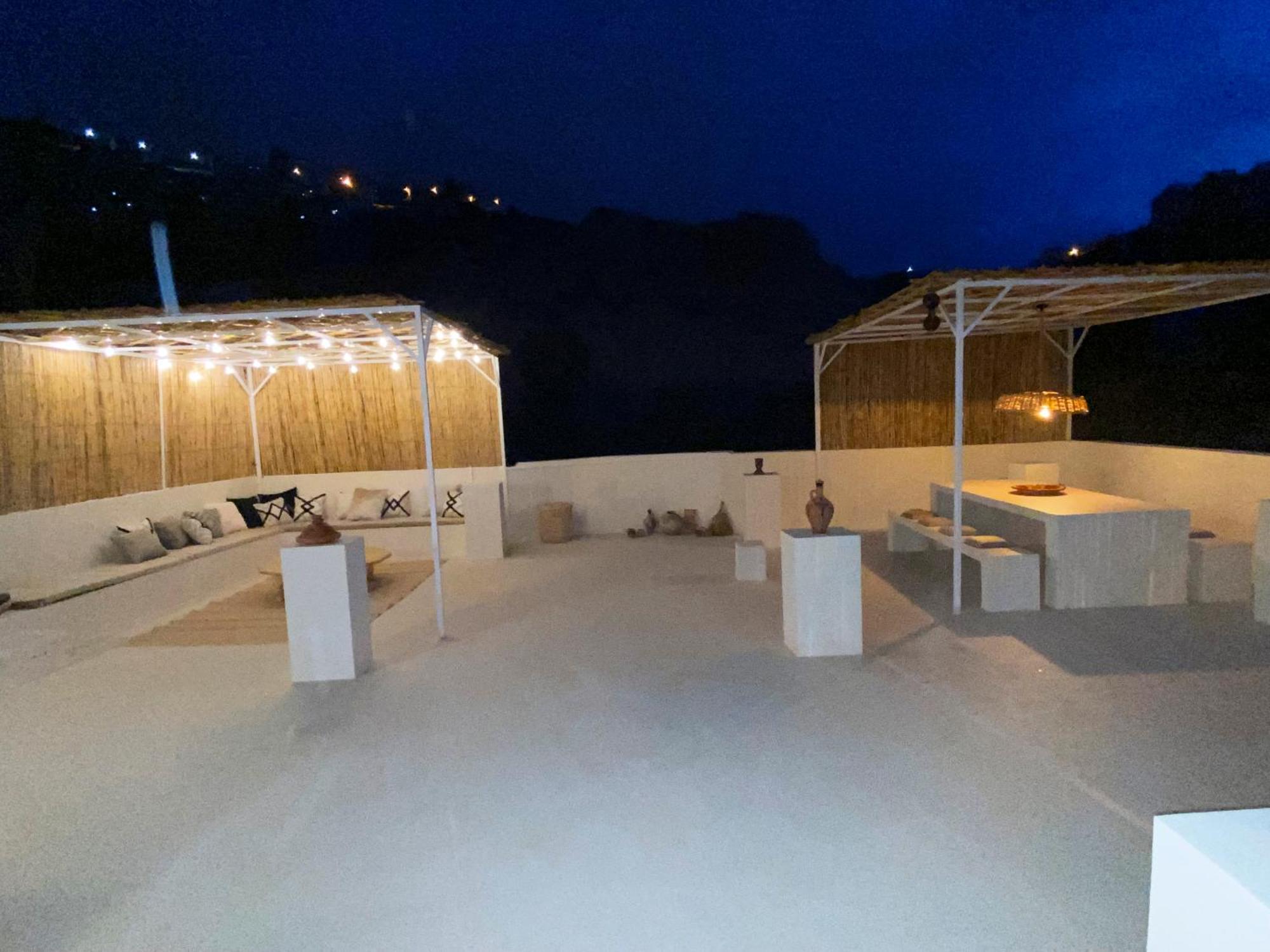 Entire House With Private Rooftop 胡塞马 外观 照片