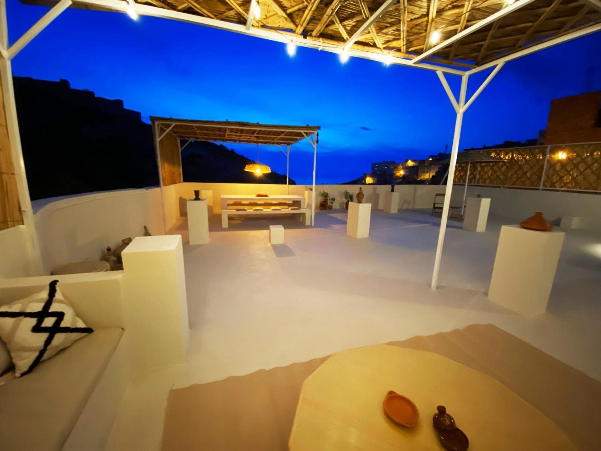 Entire House With Private Rooftop 胡塞马 外观 照片